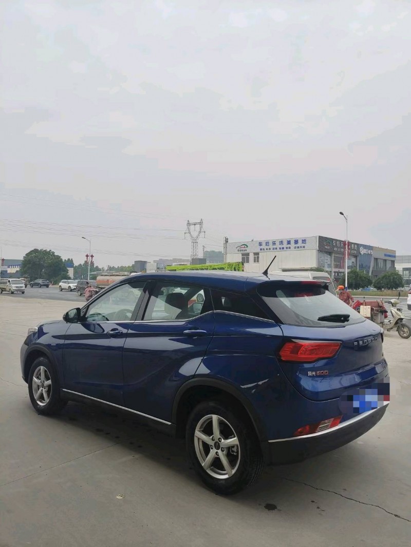 保定22年东风风光8