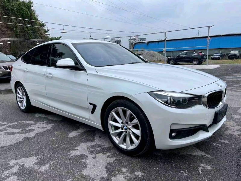 宜昌18年宝马3系4