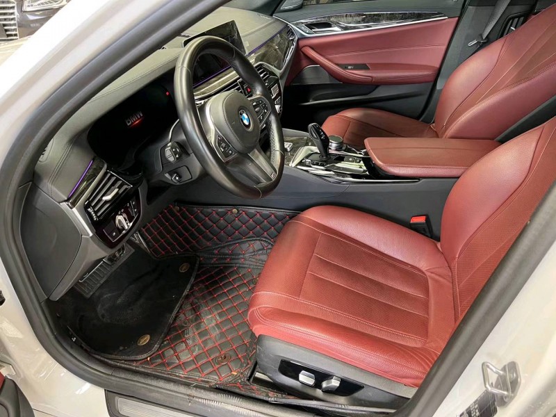 济宁19年宝马5系5