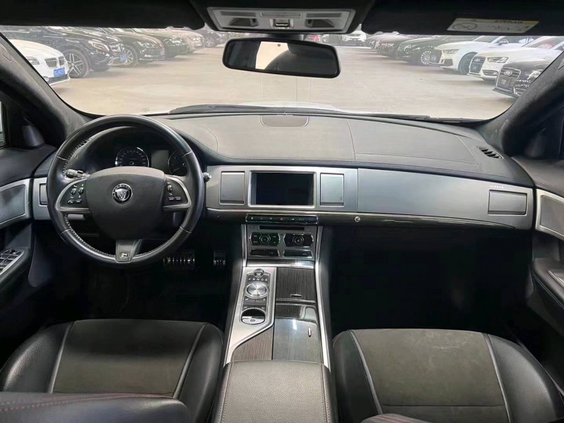 济宁15年捷豹XF4