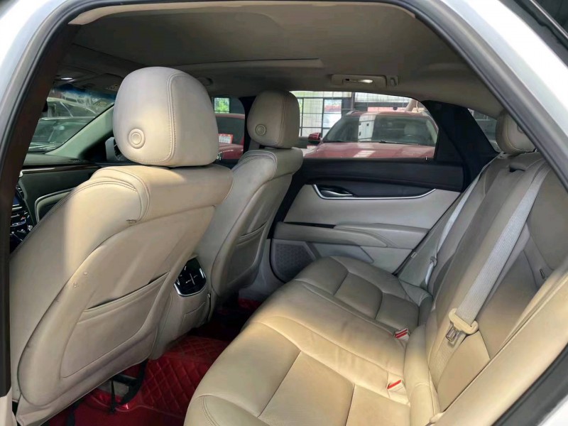 济宁16年凯迪拉克XTS6