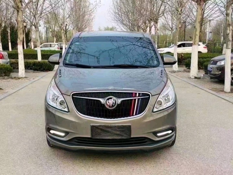 聊城17年别克GL81