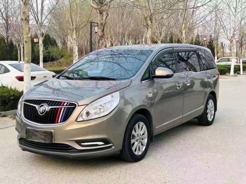 聊城17年别克GL82