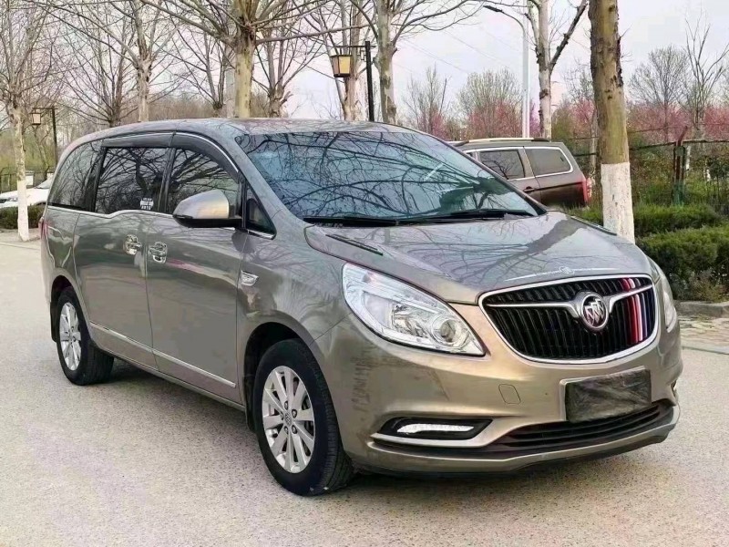 聊城17年别克GL83