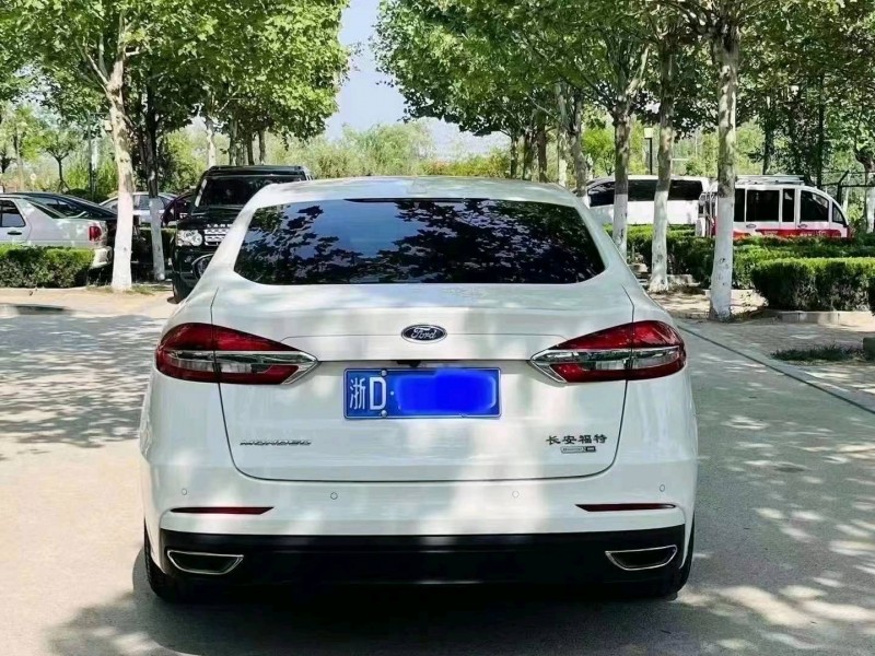 聊城21年福特蒙迪欧9