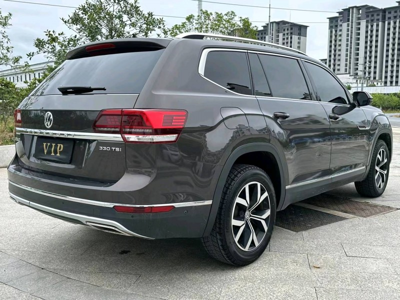 淮南17年大众途昂7