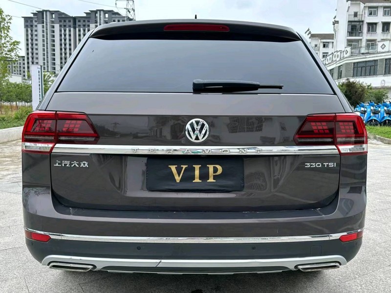 淮南17年大众途昂8