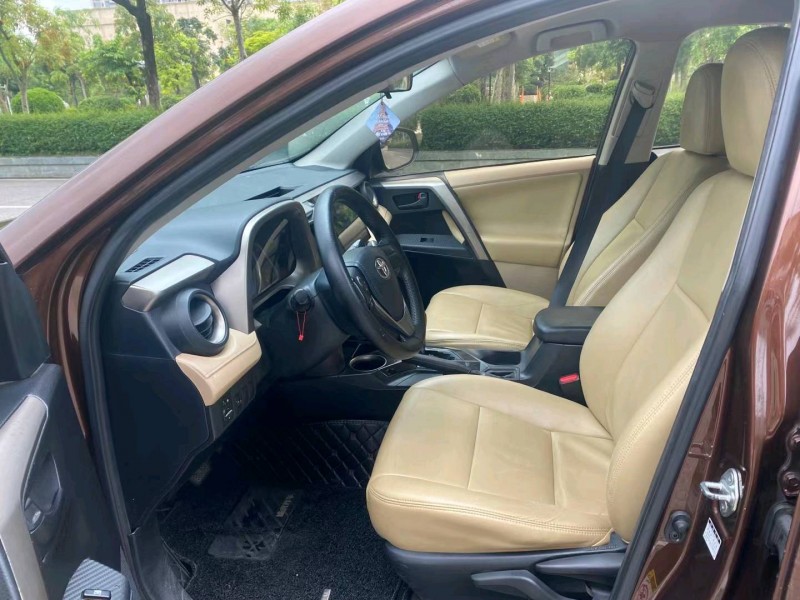 珠海14年丰田RAV4荣放3