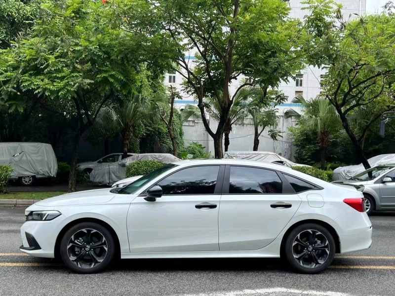 汕头22年本田思域3