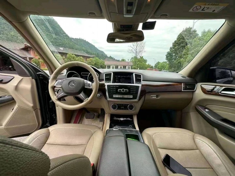 重庆15年奔驰ML6