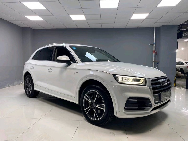 成都19年奥迪Q53