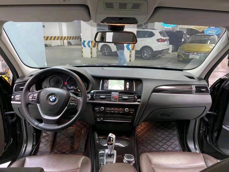 成都16年宝马X35