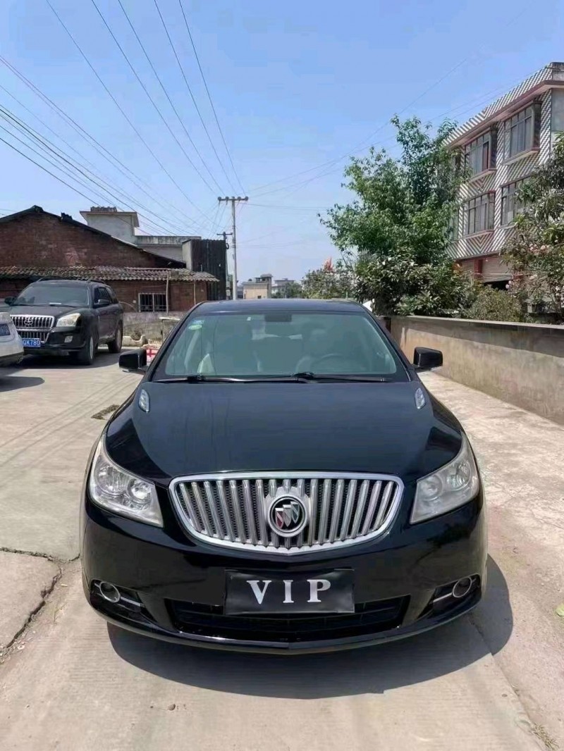 瀘州14年別克君越1