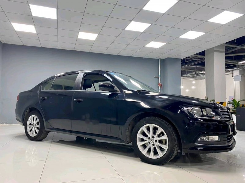 成都16年大众朗逸3