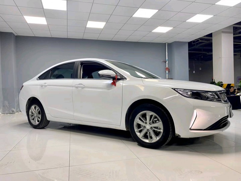 成都21年吉利帝豪3