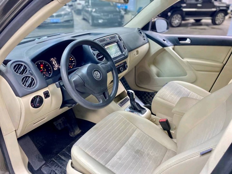 成都13年大众途观6