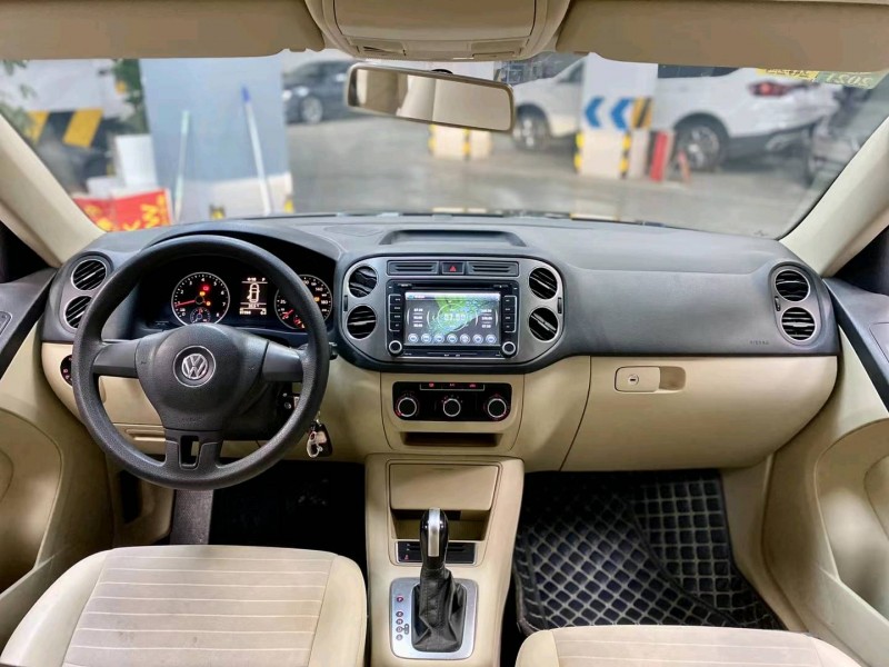 成都13年大众途观9