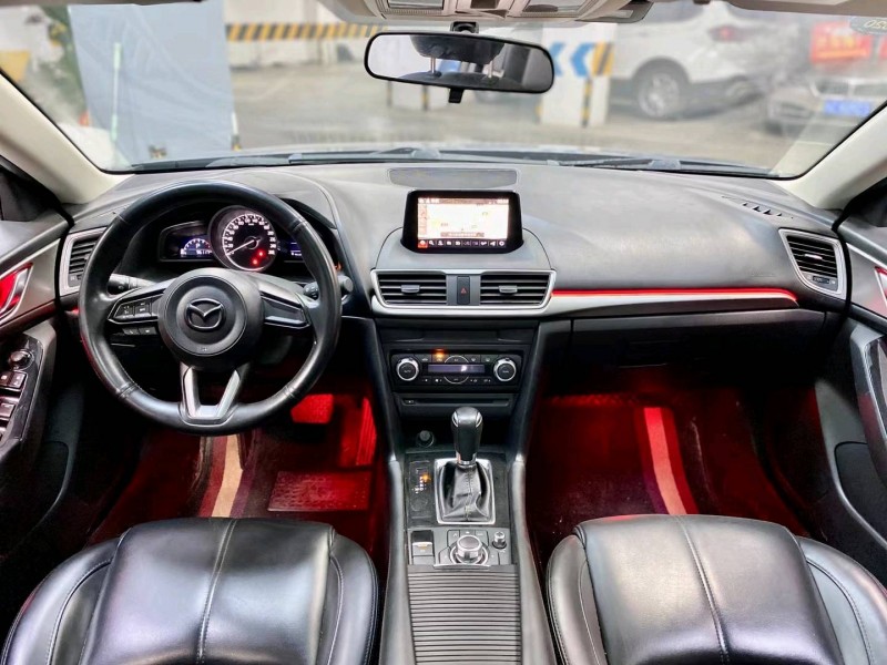 成都17年马自达昂克赛拉9