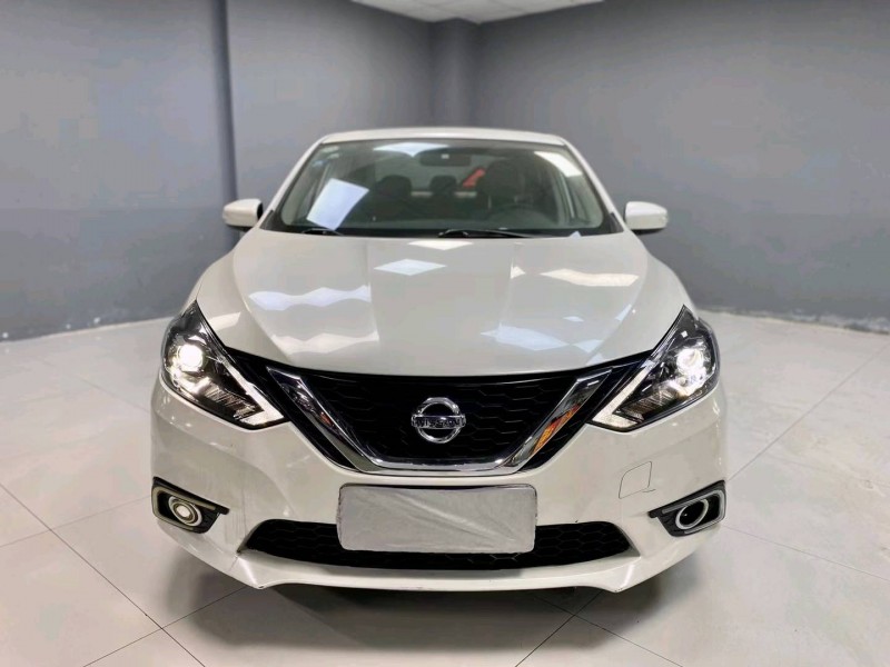 成都16年日产轩逸1