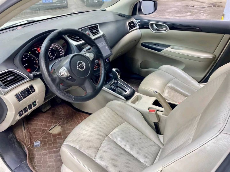 成都16年日产轩逸5