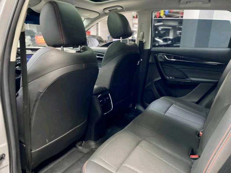 成都22年东风AX7pro8