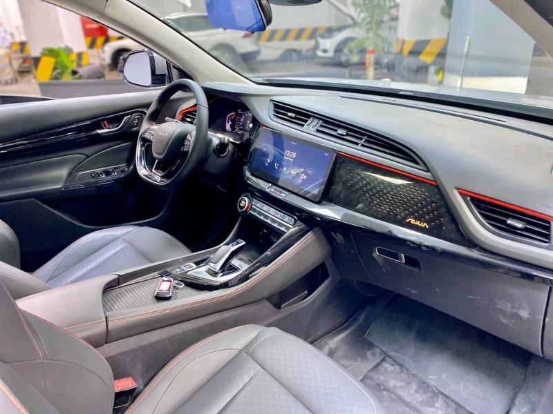 成都22年东风AX7pro9