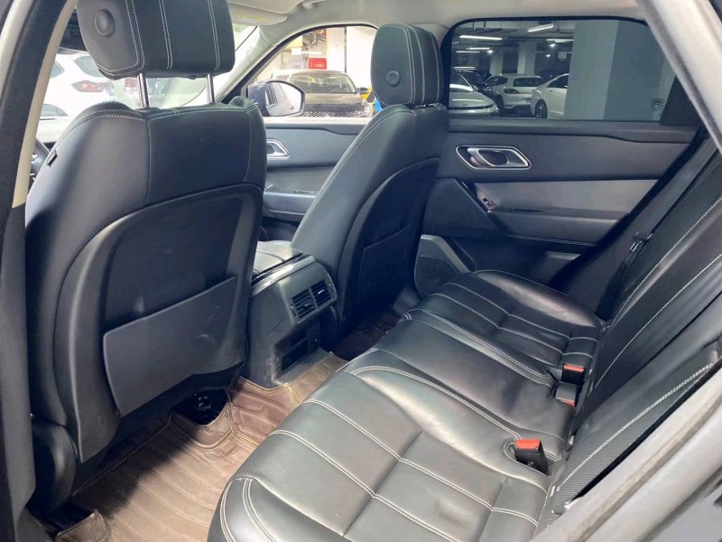 成都18年路虎揽胜星脉8