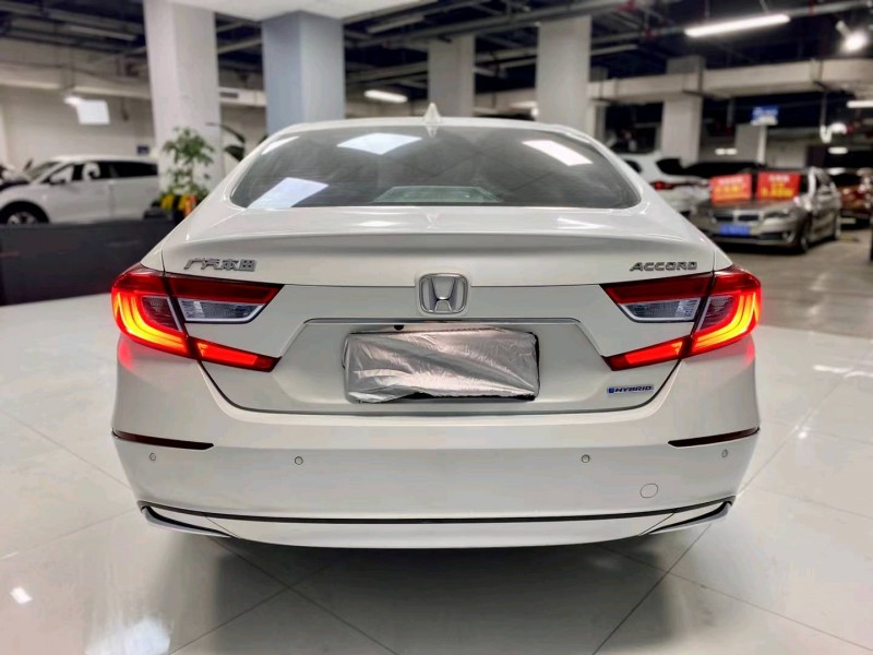 成都21年本田雅阁5