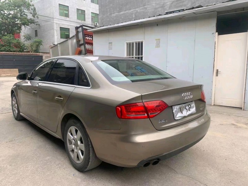 嘉兴12年奥迪A4L4