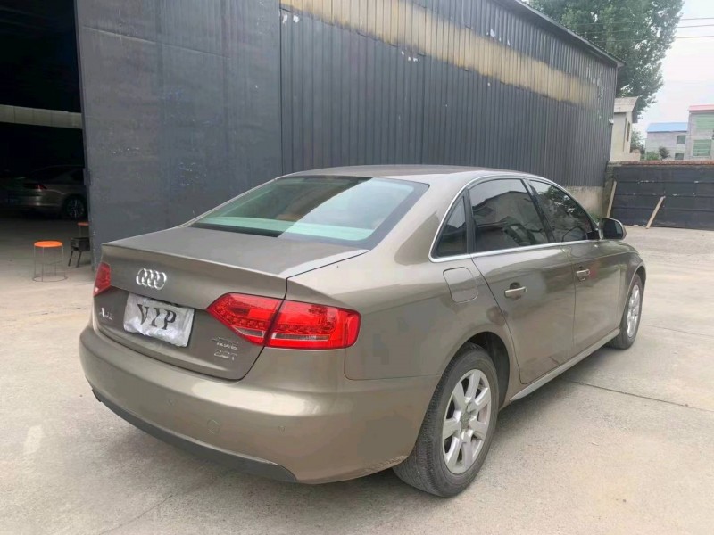 嘉兴12年奥迪A4L7