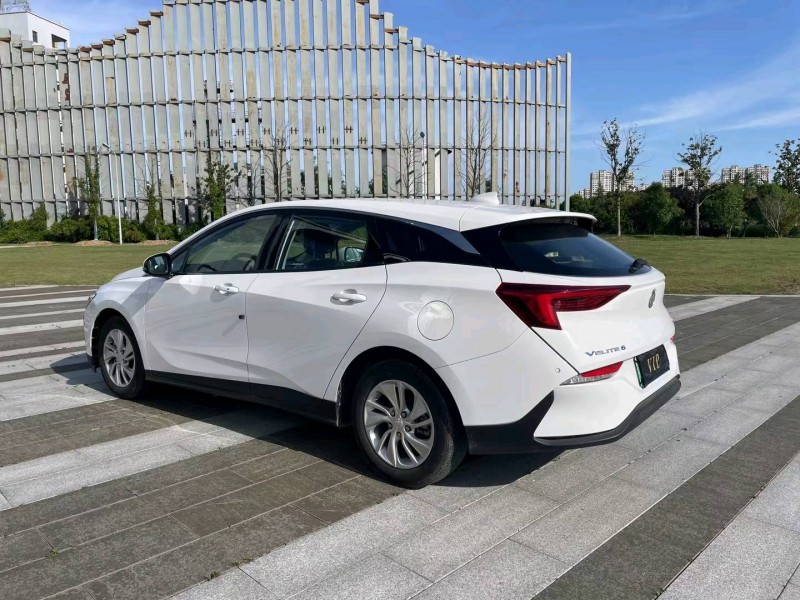 盐城23年别克微蓝8