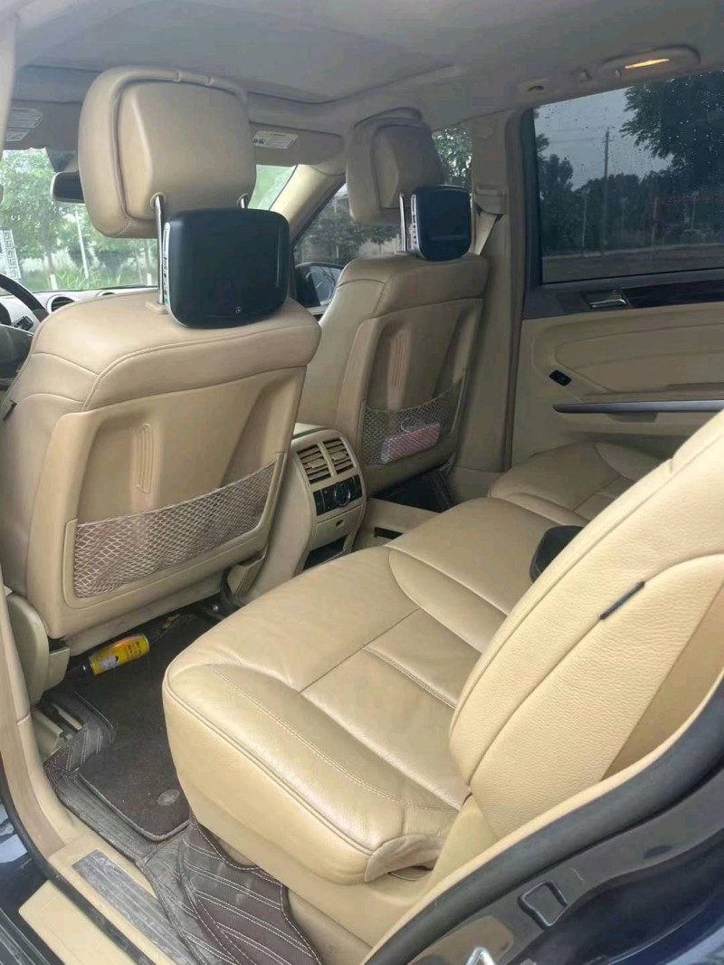 邯郸11年奔驰GL5