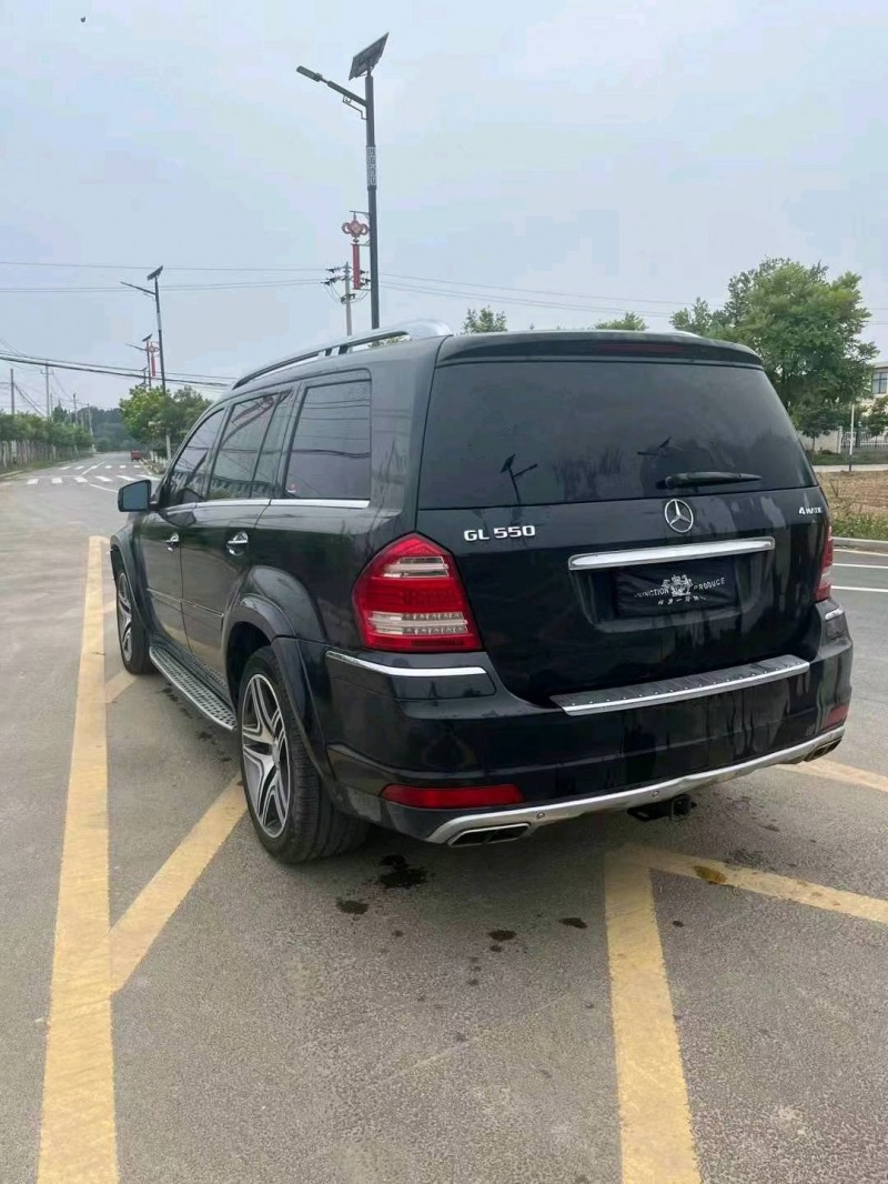 邯郸11年奔驰GL9