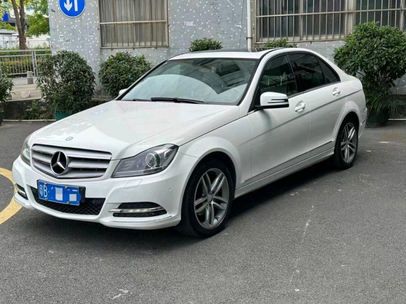 广州13年奔驰C3