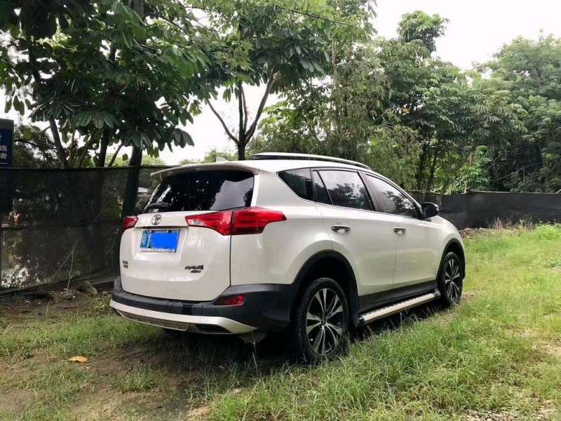 广州15年丰田RAV4荣放8