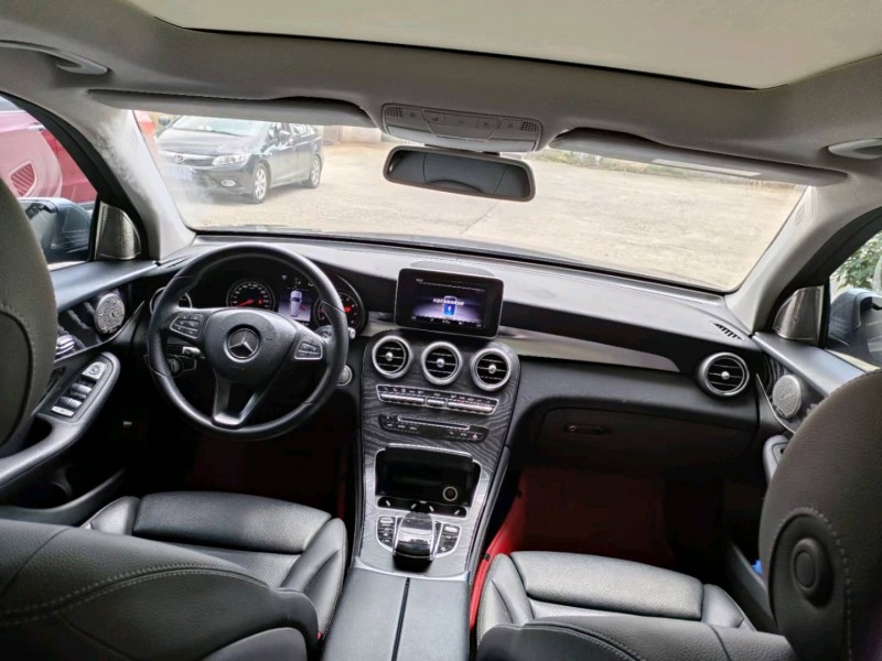 广州19年奔驰GLC3