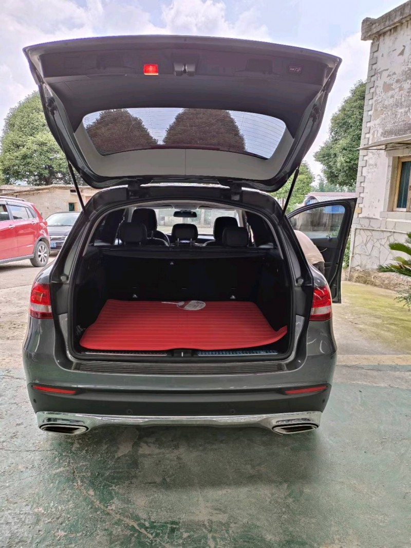 广州19年奔驰GLC4