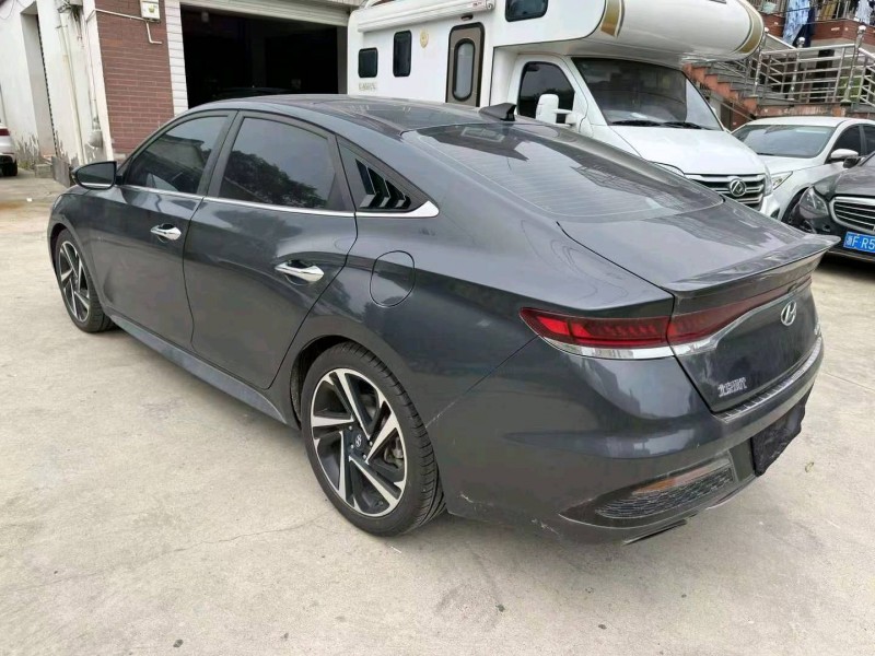 嘉兴19年现代菲斯塔4
