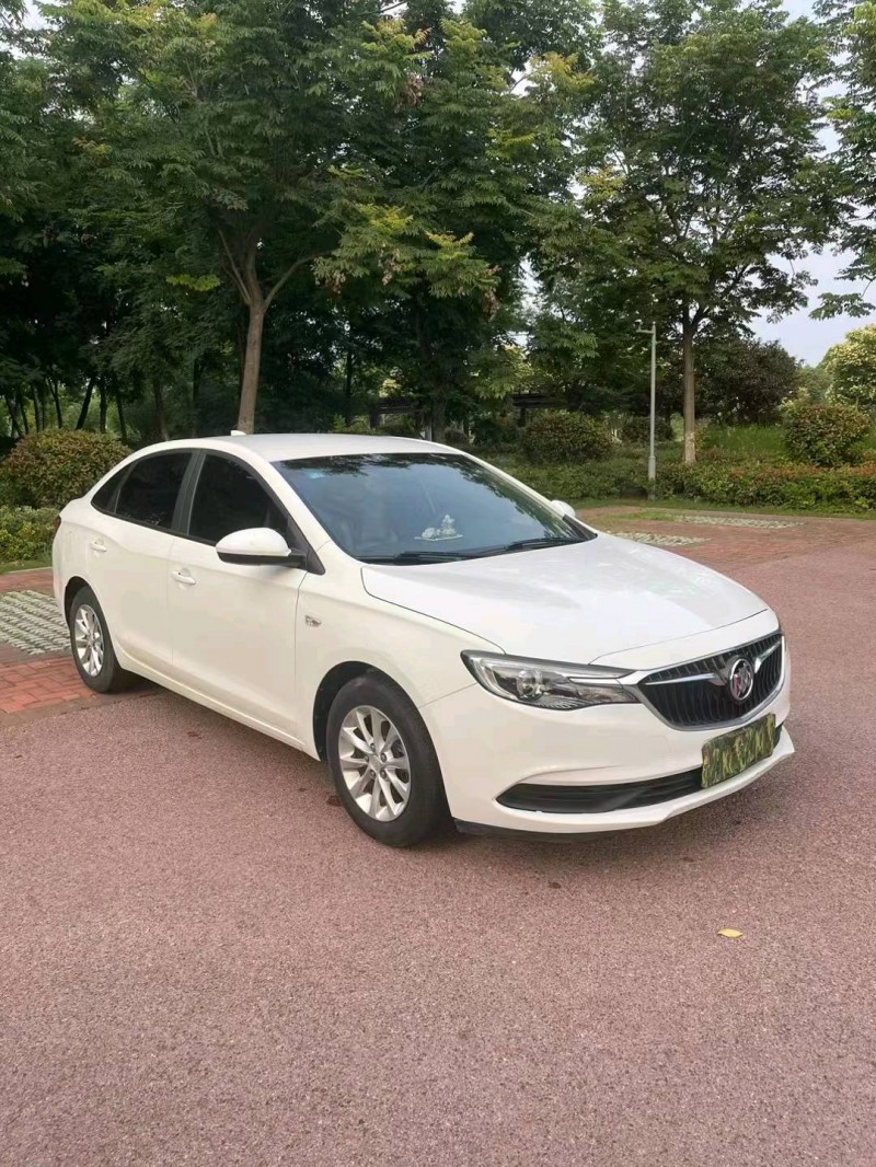 常州18年别克英朗2