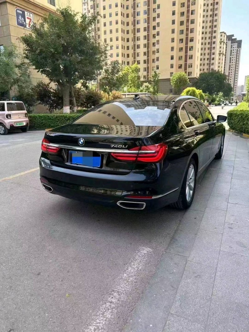 邢台16年宝马7系4