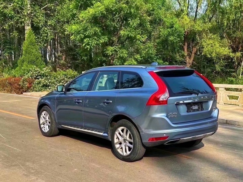 枣庄17年沃尔沃XC607