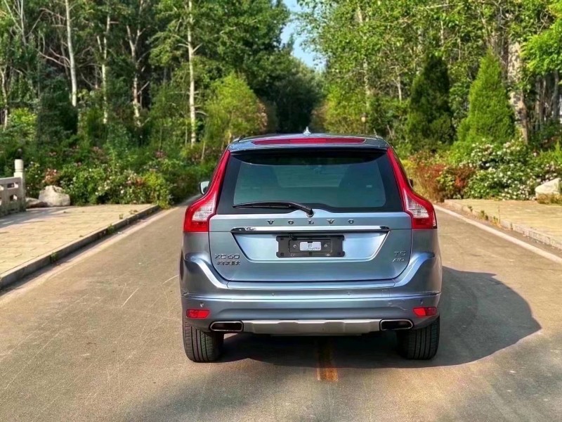 枣庄17年沃尔沃XC609