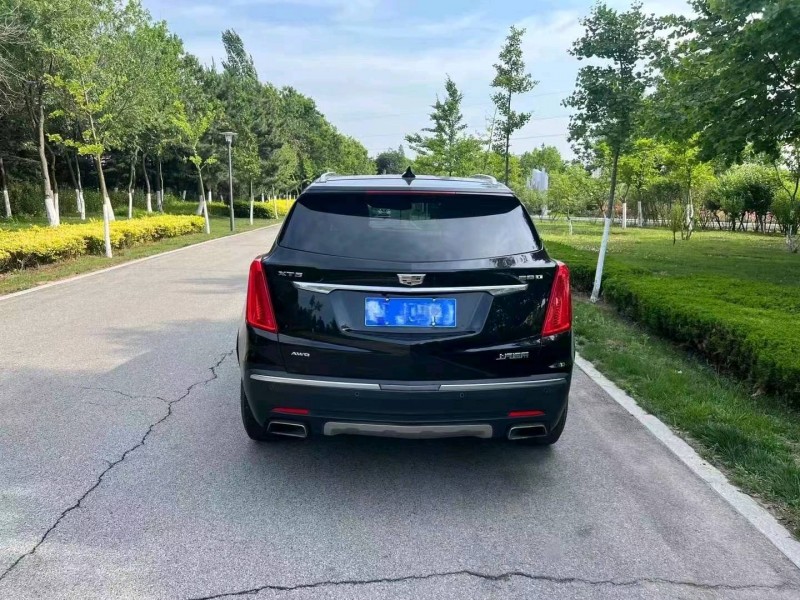 枣庄16年凯迪拉克XT55