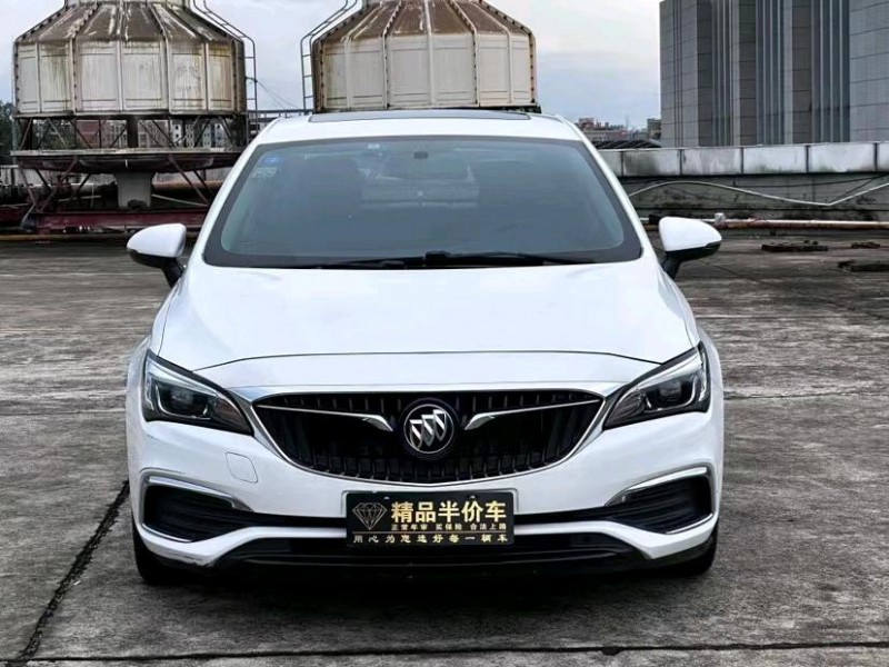 东莞18年别克威朗1