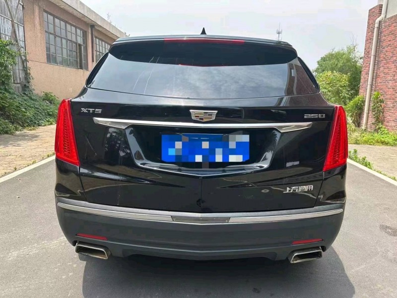 枣庄18年凯迪拉克XT52