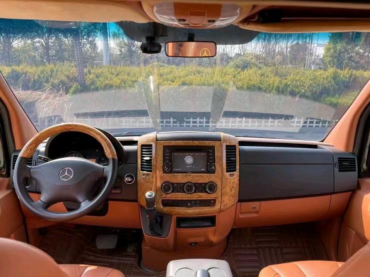 盐城16年奔驰斯宾特8