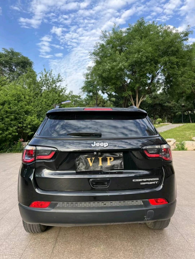 邢台17年Jeep指南者9