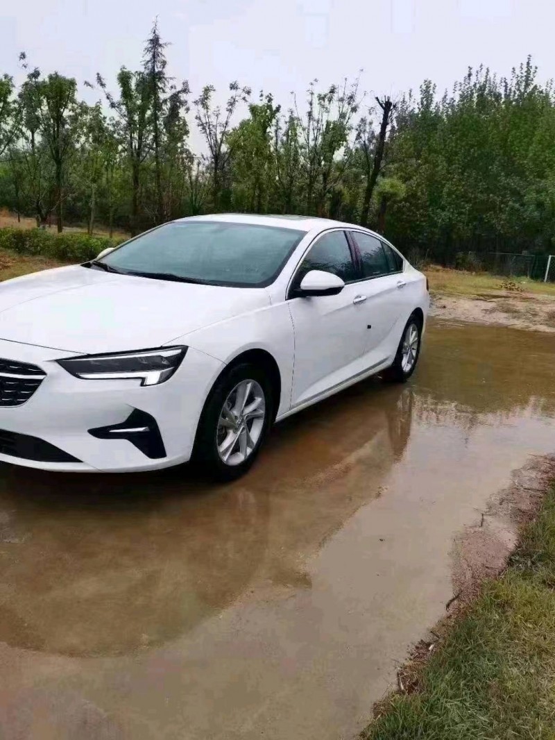 济南23年别克君威4