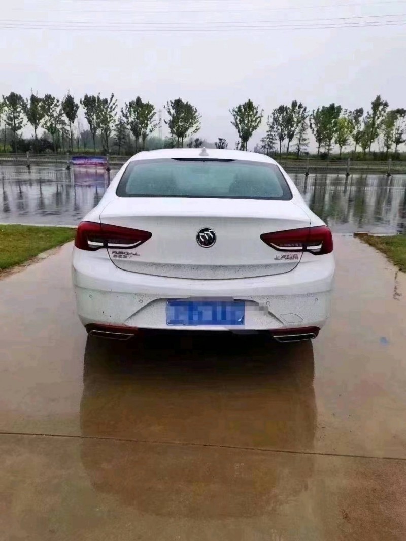 济南23年别克君威9