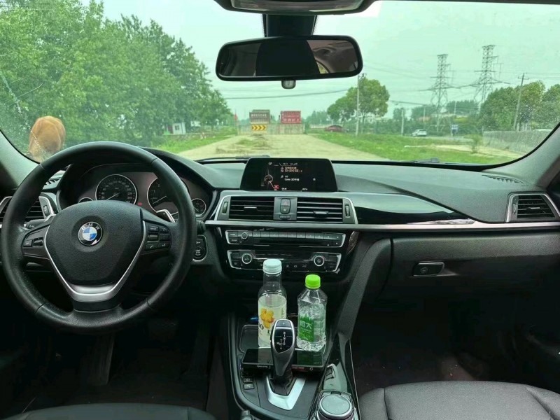 淮南17年宝马3系8